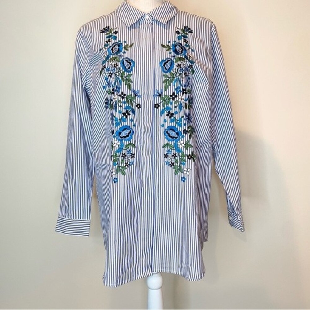 Joan Rivers Striped Button Down Tunic Embroidered Floral Design and Pockets M